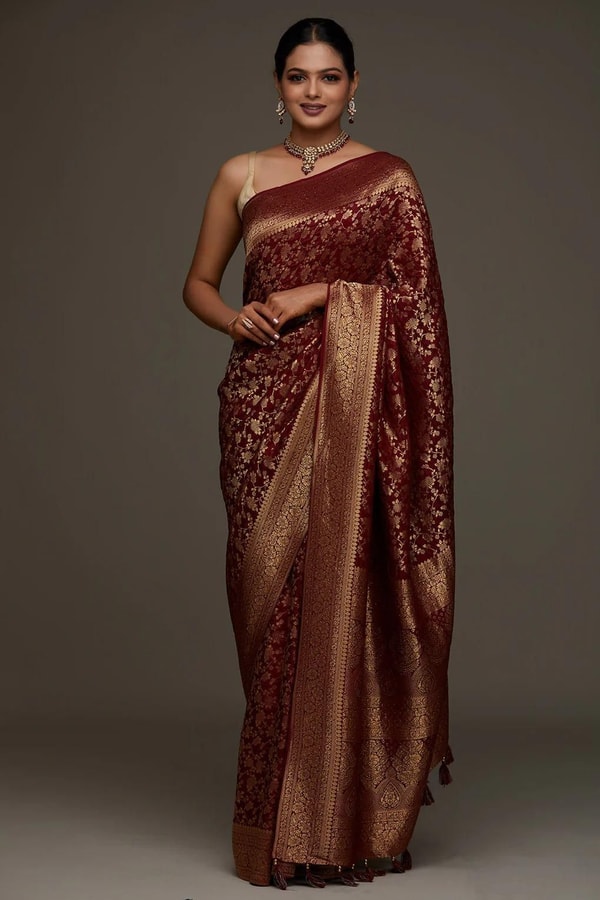 Floral Zari Jaal Banarasi Soft Silk Saree with Paisley Gold Pallu in Navy Blue and Maroon  in Surat