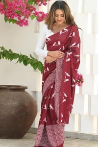 Flying Bird Motif Saree with Striped Pallu in Maroon, Orange and Charcoal Grey  in Surat