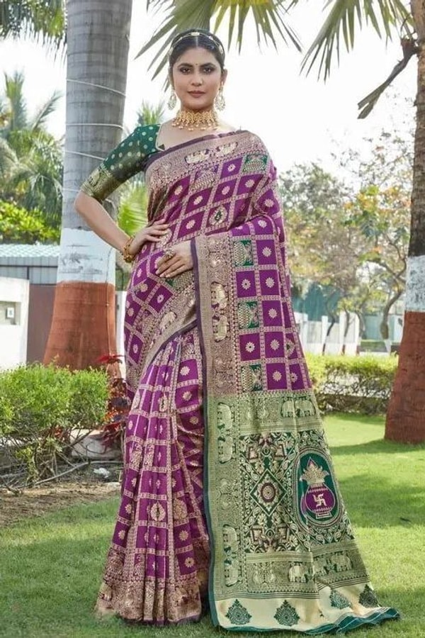 Gharchola-Style Zari Checks Banarasi Soft Silk Saree with Green Contrast Pallu in Pink and Wine  in Surat