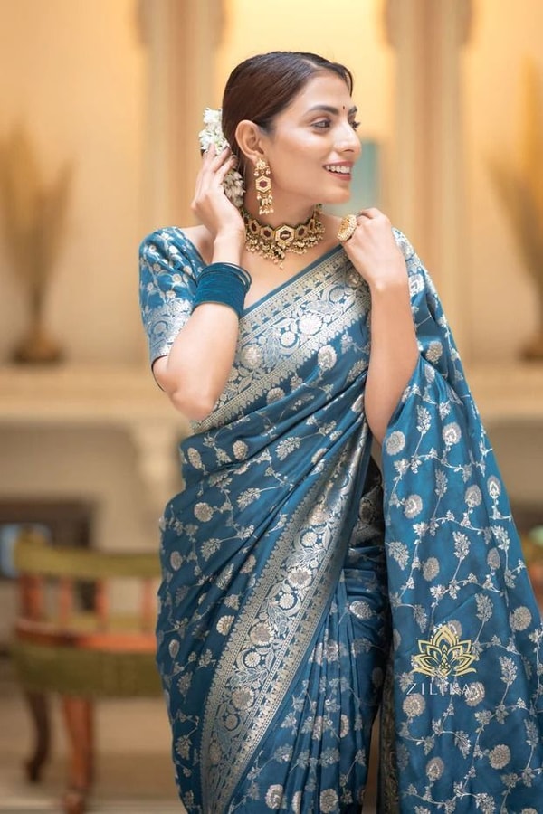 Gold Zari Brocade Floral Jaal Banarasi Soft Silk Saree in Seven Pastel and Jewel Shades  in Surat