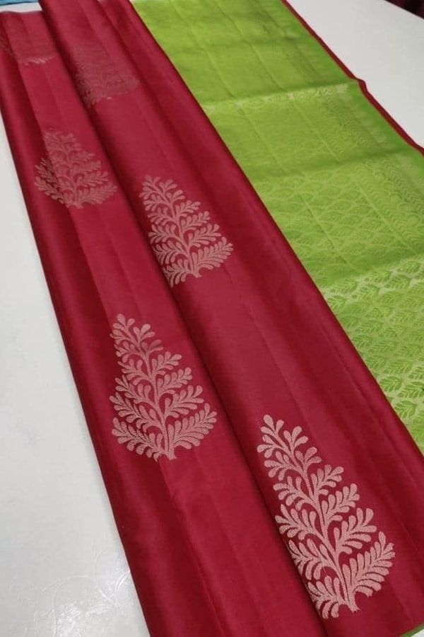 Gold Zari Leaf Butta Banarasi Soft Silk Saree with Contrast Pallu in Four Colour Pairs  in Surat
