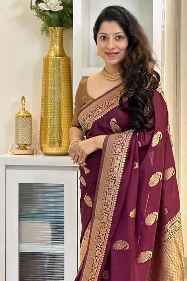Gold Zari Leaf Butti Banarasi Soft Silk Saree with Rich Zari Pallu in Blue, Pink, Red and Wine  in Surat