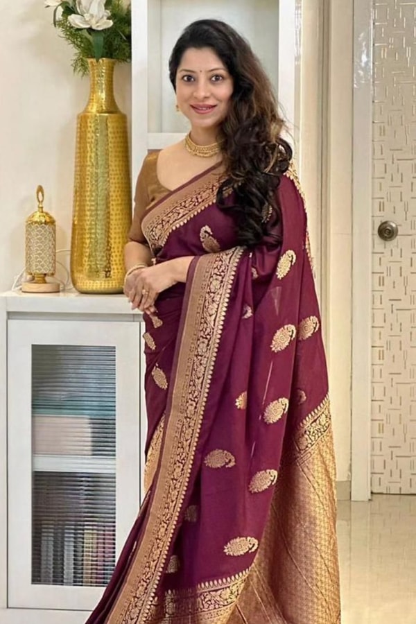 Gold Zari Leaf Butti Banarasi Soft Silk Saree with Rich Zari Pallu in Blue, Pink, Red and Wine  in Surat