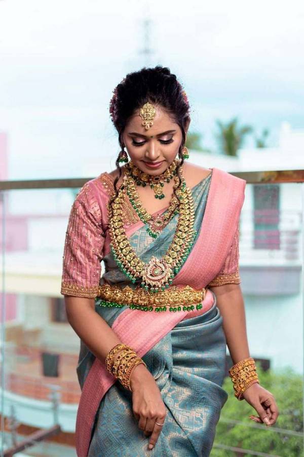 Golded Elegance Fancy Border Allovar Saree with Golden Zari Flowers  in Surat