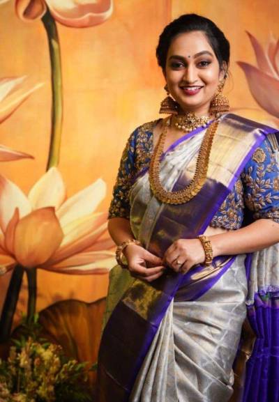 Golden Box Elegance Rich Pallu and Heavy Border Saree Design in Surat