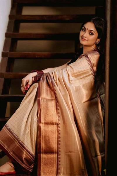 Golden Elegance Banarasi Soft Silk Saree with Intricate Design Saree in Surat
