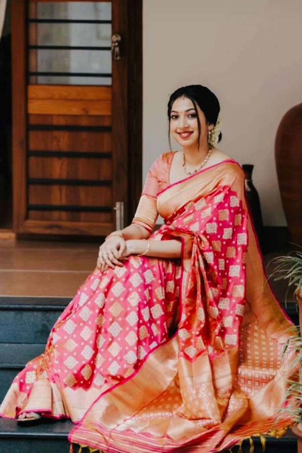 Golden Rich Pallu with Allover Flower Design Saree  in Surat