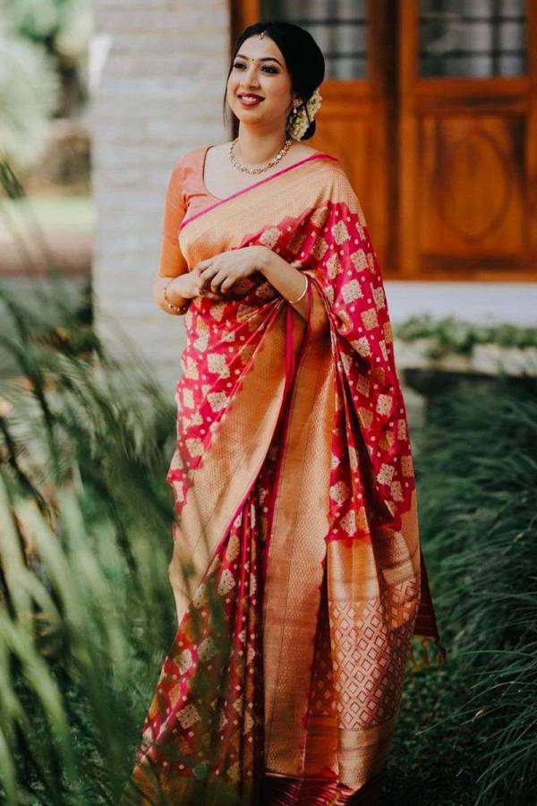 Golden Rich Pallu with Allover Flower Design Saree  in Surat