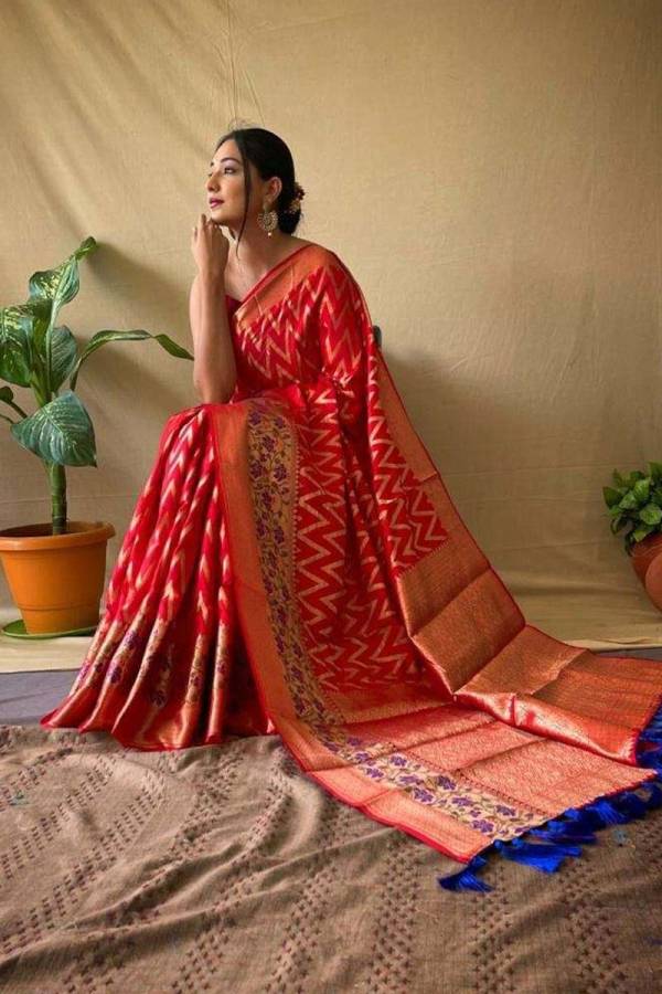 Golden Zari Zigzag Soft Silk Saree with Intricate Weaving and Tassel Pallu Accent  in Surat