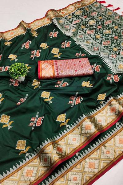 Graceful Patola Silk Saree Zari and Minakari Weaving Desing Saree Manufacturers in Surat