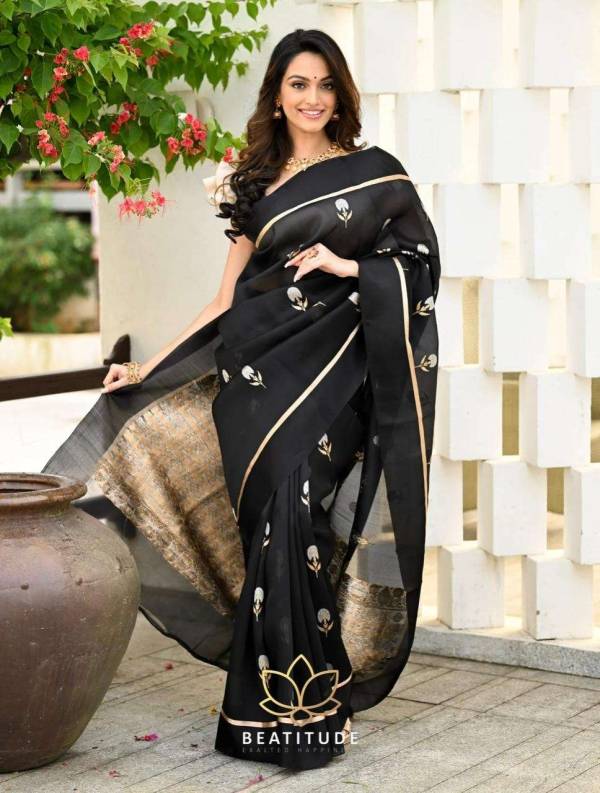 Kanjivaram Silk Saree Double Zari Borders Rich Pallu Blended Silk Yarns  in Surat
