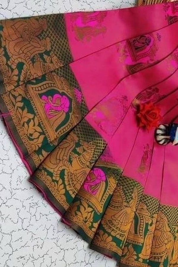 Kanjivaram Style Banarasi Soft Silk Saree with Contrast Figurative Zari Border in Eight Pairings  in Surat