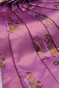 Kanjivaram Style Banarasi Soft Silk Saree with Contrast Figurative Zari Border in Eight Pairings  in Surat
