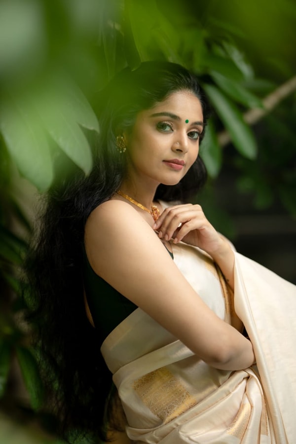 Kasavu-Look Cream Banarasi Soft Silk Saree with Gold Zari Border and Pallu  in Surat