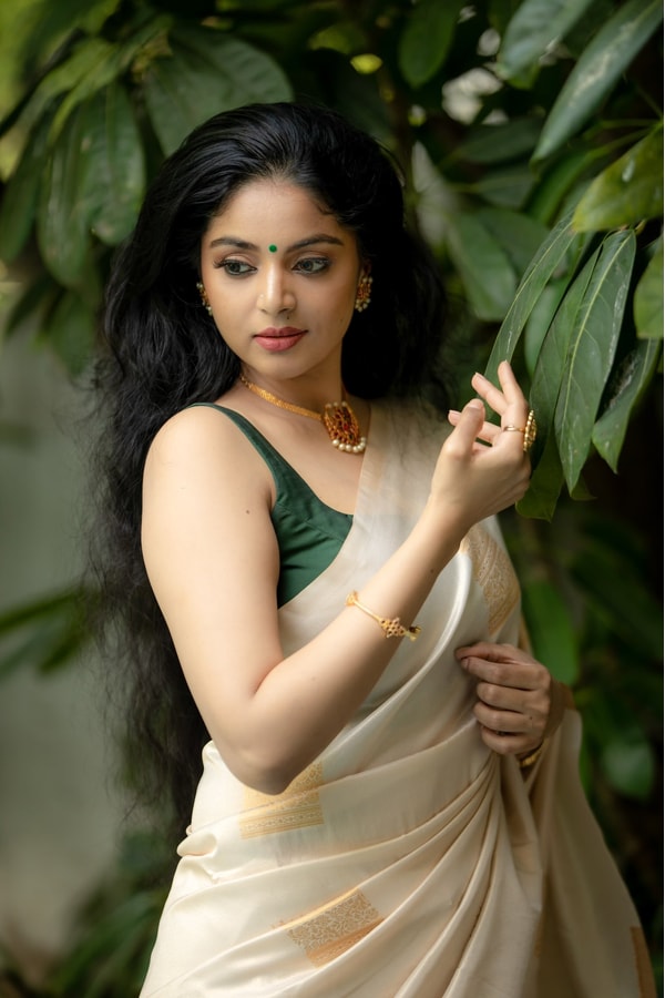 Kasavu-Look Cream Banarasi Soft Silk Saree with Gold Zari Border and Pallu  in Surat