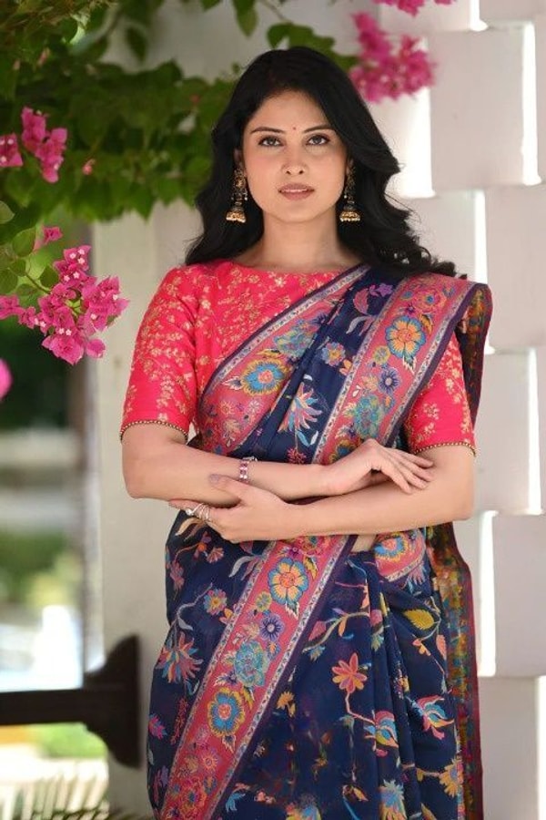 Kashmiri Weave Banarasi Soft Silk Saree with Pure Zari Border in Rich Shades  in Surat