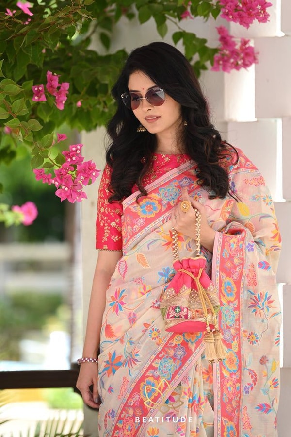 Kashmiri Weave Banarasi Soft Silk Saree with Pure Zari Border in Rich Shades  in Surat