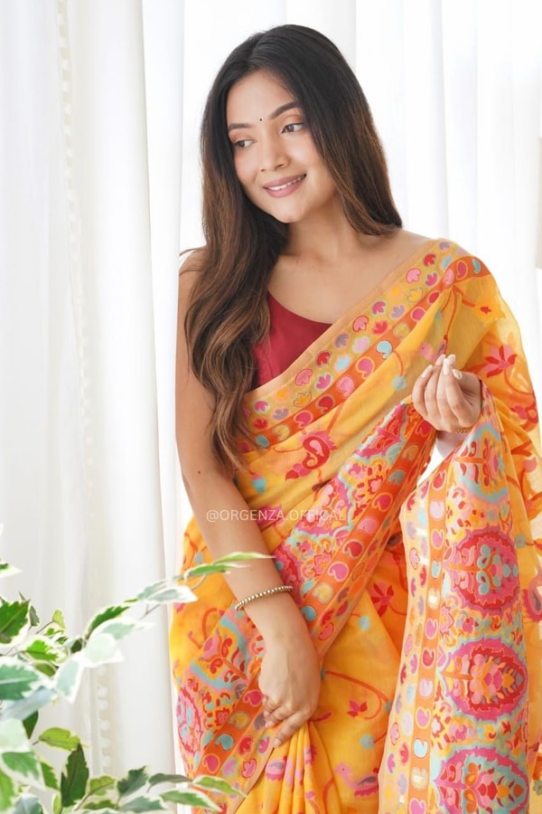 Kashmiri Weaving Banarasi Soft Silk Saree with Multi-Colour Thread and Pure Zari Work  in Surat