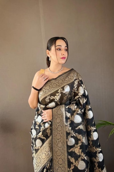 Large Floral Butta Banarasi Soft Silk Saree with Gold and Silver Zari in Seven Colours in Surat