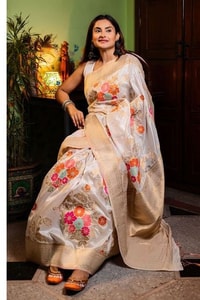 Large Floral Motif Banarasi Soft Silk Saree in Five Shades with Gold Zari Border  in Surat