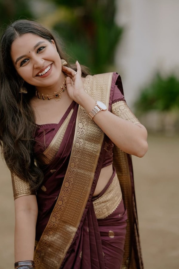 Lightweight Wine Banarasi Soft Silk Saree with Gold Zari Buttis and Broad Gold Border  in Surat