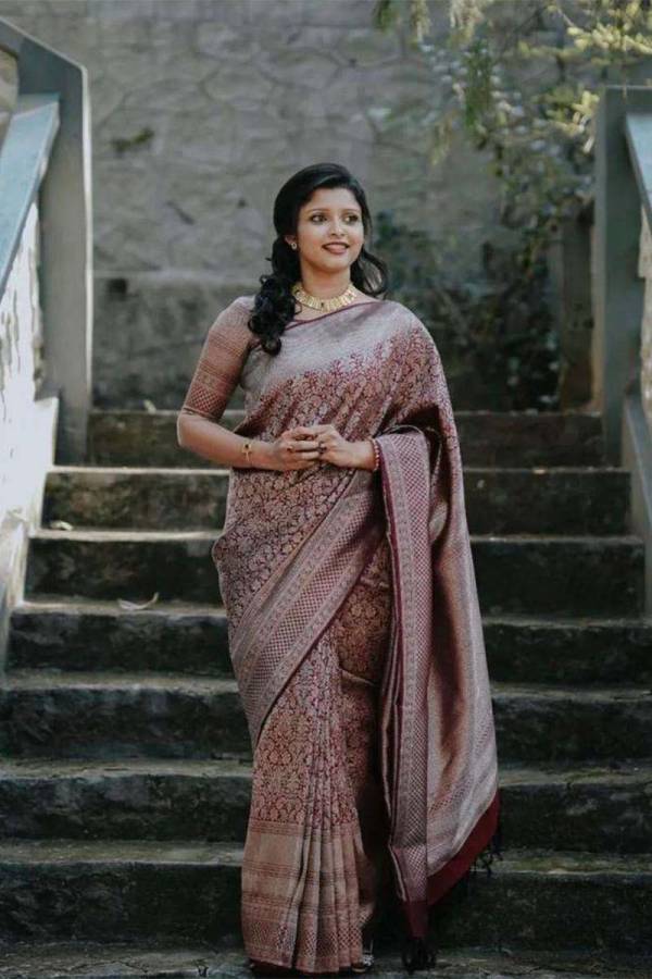 Luxurious Allovar Silver Zari Weaving on Soft Silk Allovar Silver Zari Saree  in Surat