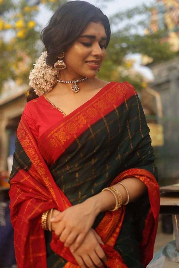 Luxurious Banarasi Saree for Weddings and Festive Occasions  in Surat