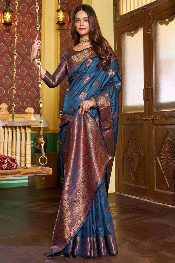 Luxurious Drapes Copper Zari Weaving on Soft Silk Saree  in Surat