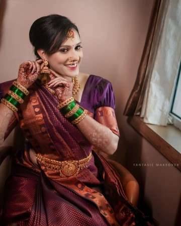 Luxurious Zari and Allover Flowers on a Silk Saree Allover Flower Design Saree in Surat