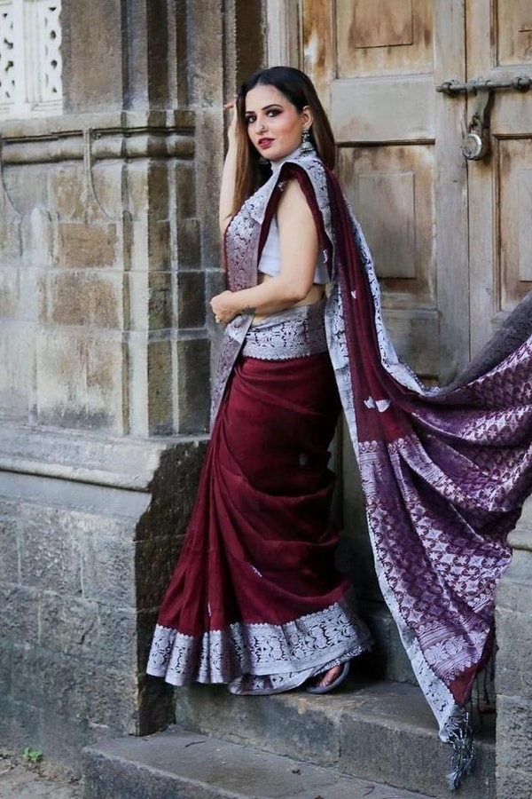 Maroon Zari Leaf Butta Banarasi Soft Silk Saree with Wide Brocade Border in Gold or Silver Zari  in Surat