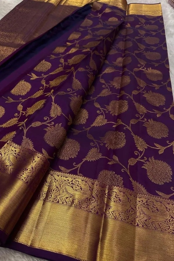 Medallion Zari Brocade Banarasi Soft Silk Saree in Royal Violet, Red and Purple  in Surat