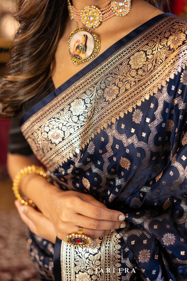 Navy Blue Banarasi Soft Silk Saree with Silver Zari Buttis and Large Paisley Motif Pallu  in Surat