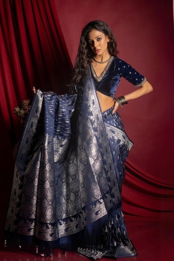 Navy Blue Banarasi Soft Silk Saree with Silver Zari Figurative Weave and Shimmering Pallu  in Surat