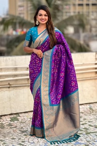 Patola Weave Banarasi Soft Silk Saree in Seven Contrast Colour Combinations with Zari Border  in Surat