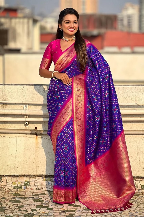 Patola Weave Banarasi Soft Silk Saree in Seven Contrast Colour Combinations with Zari Border  in Surat