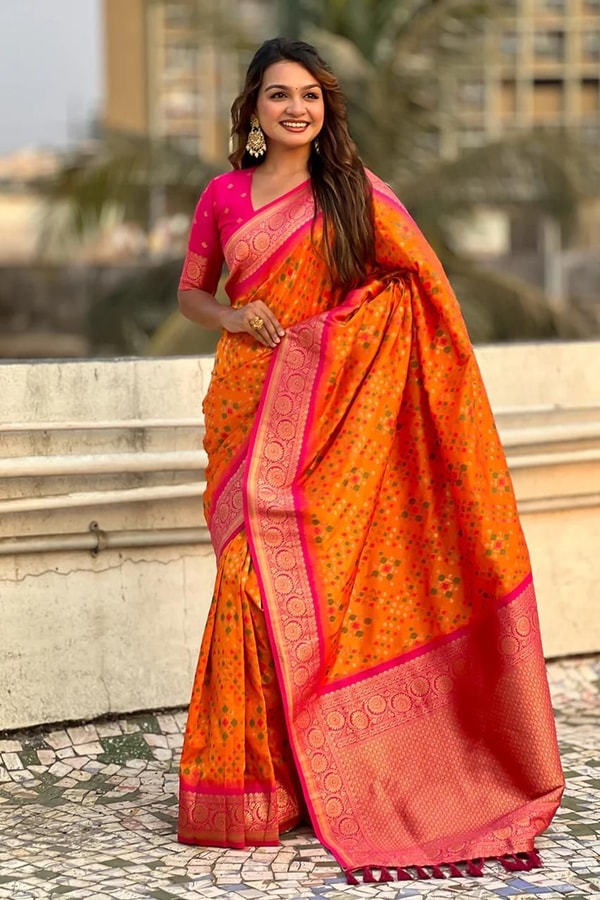 Patola Weave Banarasi Soft Silk Saree in Seven Contrast Colour Combinations with Zari Border  in Surat