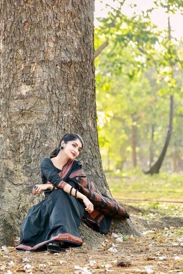 Plain Black Banarasi Soft Silk Saree with Rust Copper Zari Woven Border and Pallu  in Surat