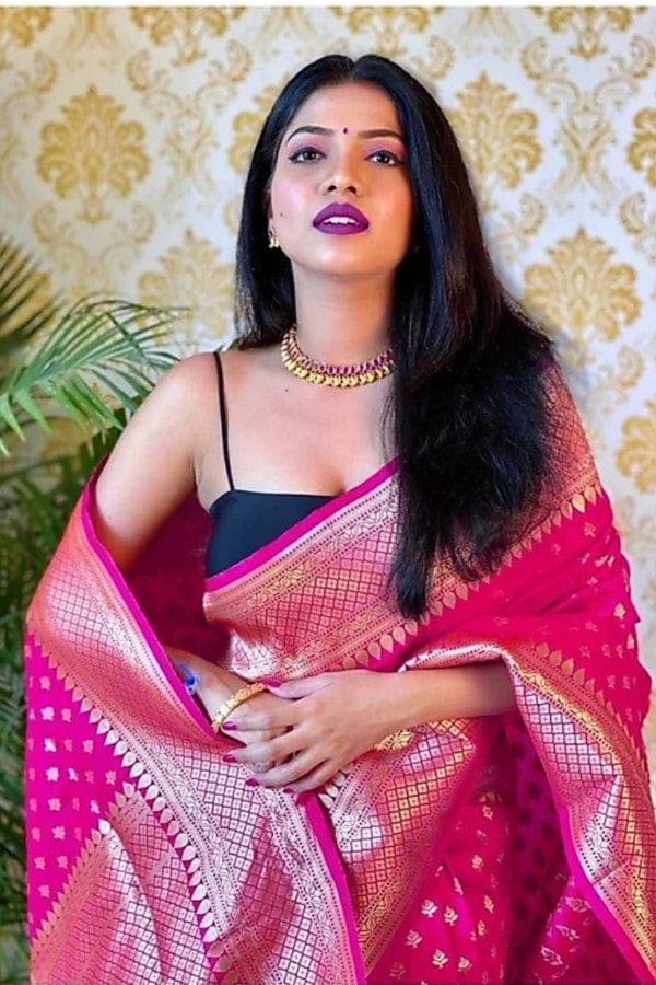 Polka Butti Banarasi Soft Silk Saree with Zari Pallu and Tassels in Black, Rani Pink and Red  in Surat