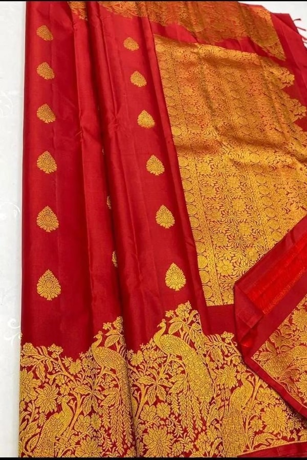 Red Banarasi Soft Silk Saree with Grand Zari Paisley Pallu and Scattered Floral Buttas  in Surat
