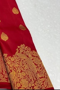 Red Banarasi Soft Silk Saree with Grand Zari Paisley Pallu and Scattered Floral Buttas  in Surat