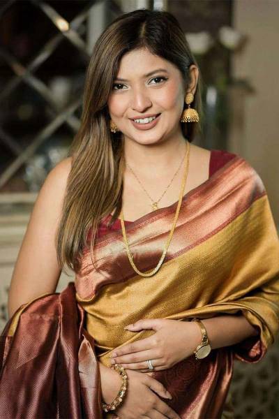 Rich Pallu Saree with All Over Golden Zari Weaving Design in Surat