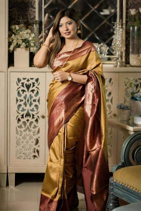 Rich Pallu Saree with All Over Multicolor Zari Weaving Design  in Surat