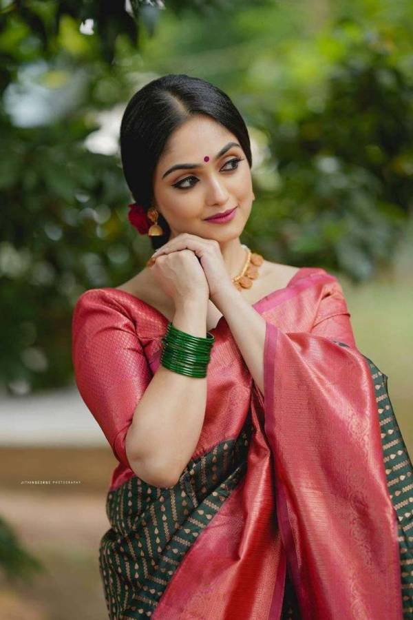 Rich Pallu Saree with All Over Pink Zari Weaving Design  in Surat
