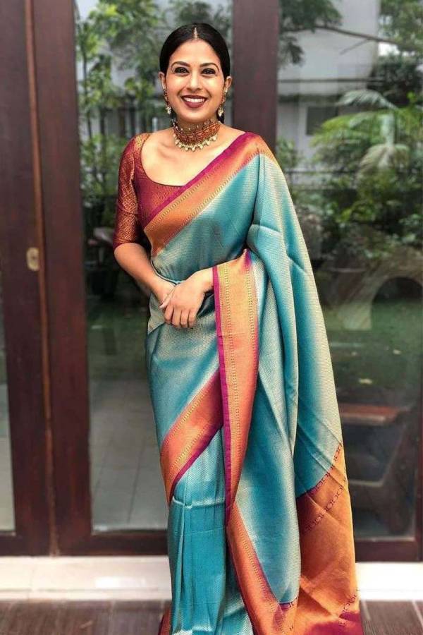 Rich Pallu Saree with Intricate Golden Zari Weaving and Border  in Surat