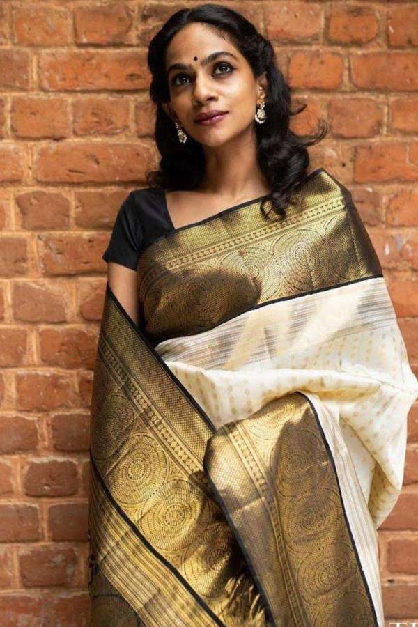 Rich Pallu with Allover Golden Zari Floral Weaving  in Surat