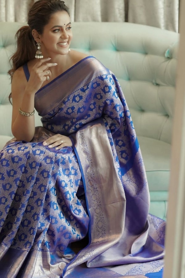 Royal Blue Banarasi Soft Silk Saree with Silver Zari Floral Bunches and Shimmering Pallu  in Surat