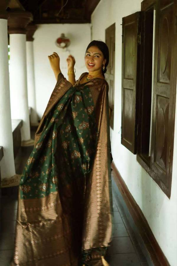 Saree with Rich Pallu and Allover Golden Zari Floral Design  in Surat