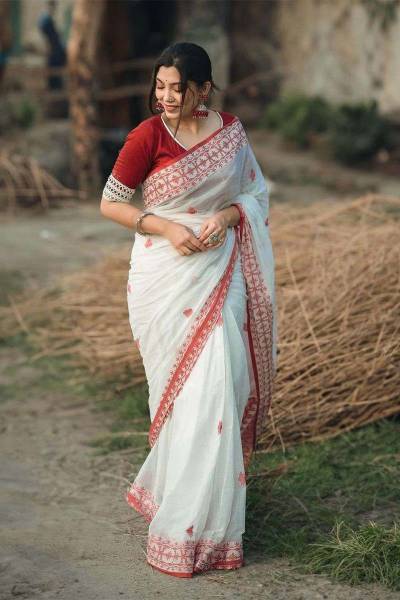 Shimmering Elegance Soft Linen Cotton Silk Sarees for Festive Splendor Manufacturers in Mumbai