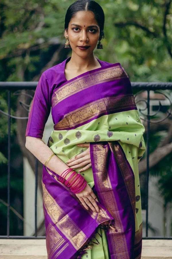 Silken Elegance A Tapestry of Inspiration and Adoration  in Surat