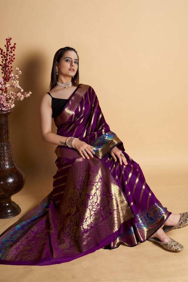 Soft Lichi Silk Saree with Beautiful Gold Zari Weaving Pallu Minakari Weaving Border  in Surat